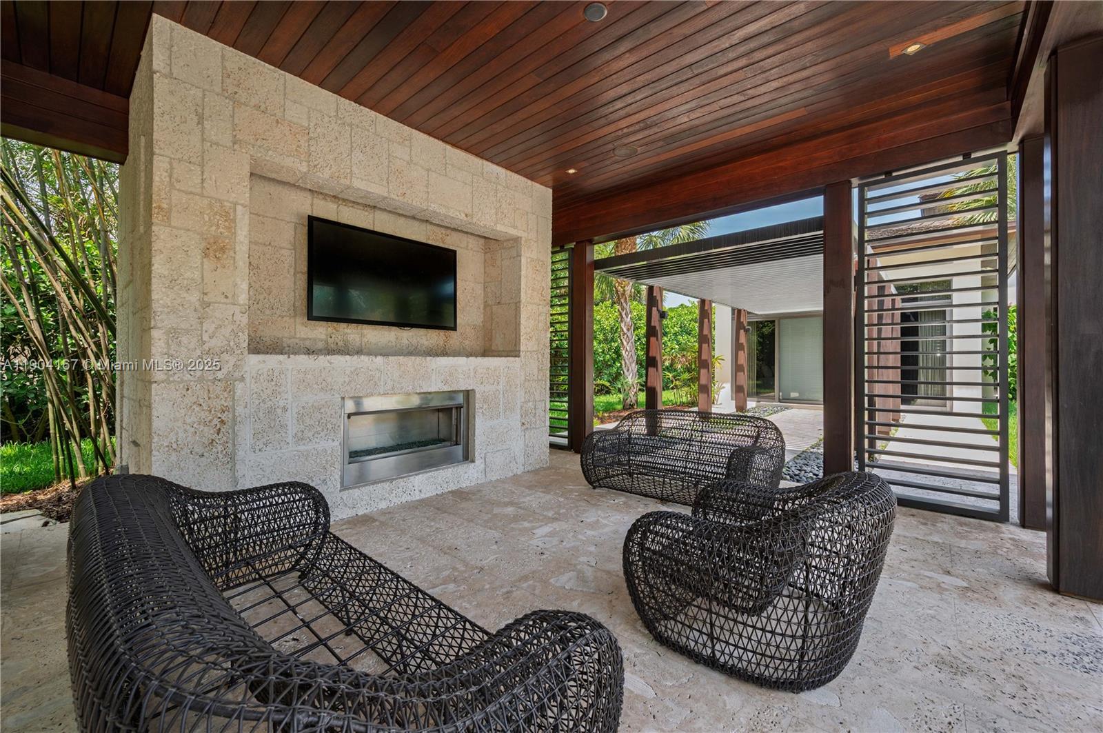 STRITTER ESTATES - Residential Lease