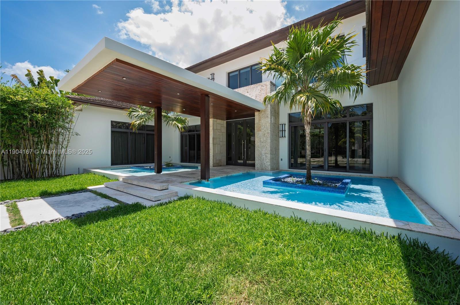 STRITTER ESTATES - Residential Lease