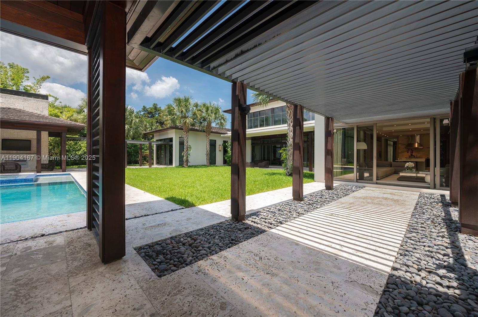 STRITTER ESTATES - Residential Lease