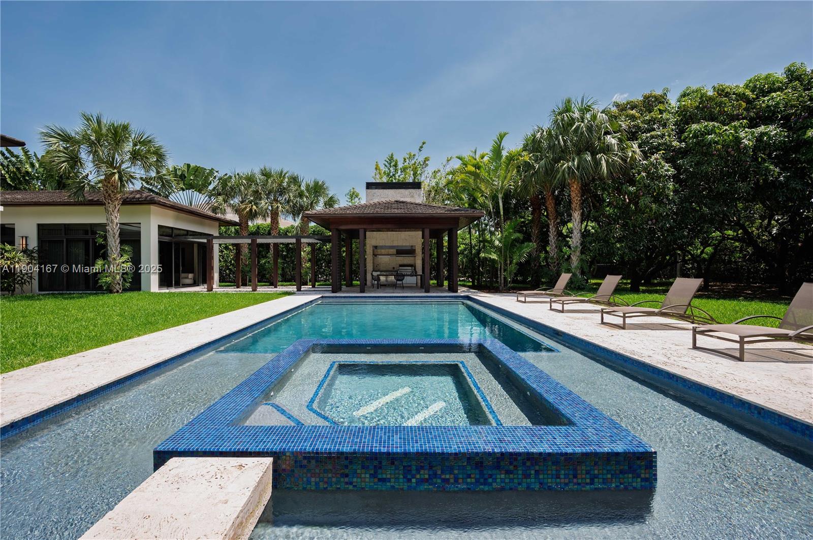 STRITTER ESTATES - Residential Lease