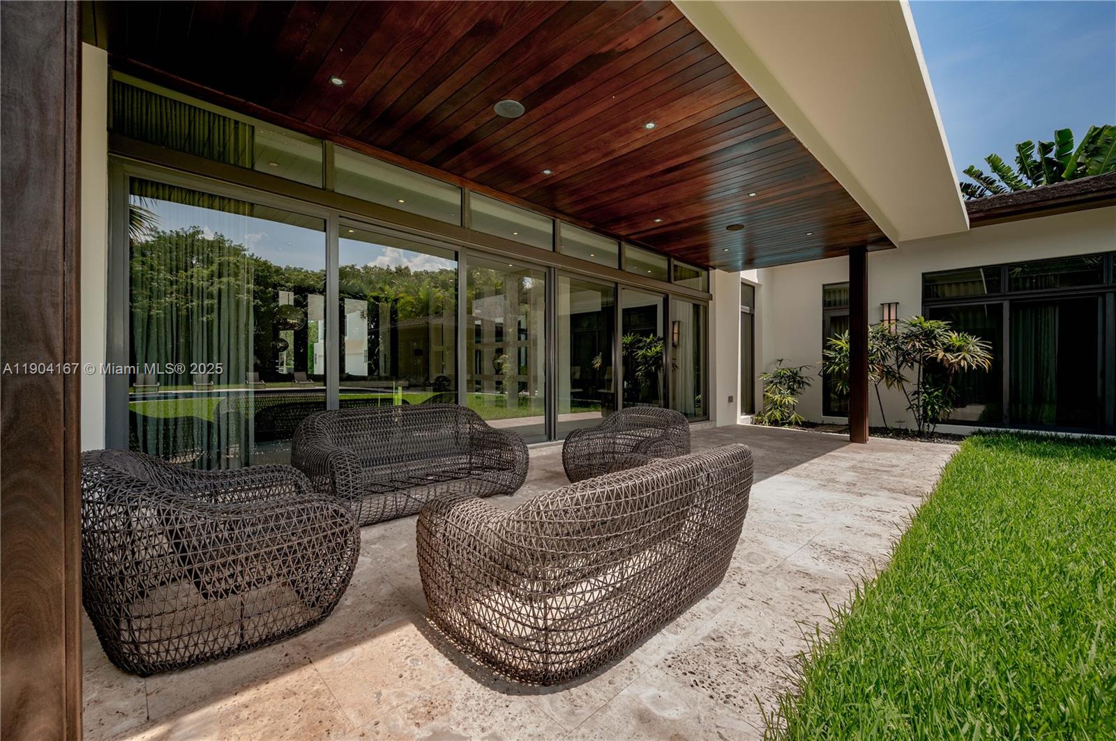 STRITTER ESTATES - Residential Lease