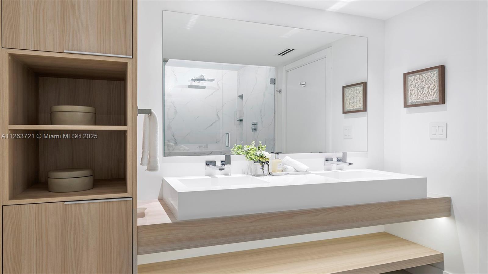 RONEY PALACE CONDO - Residential Lease