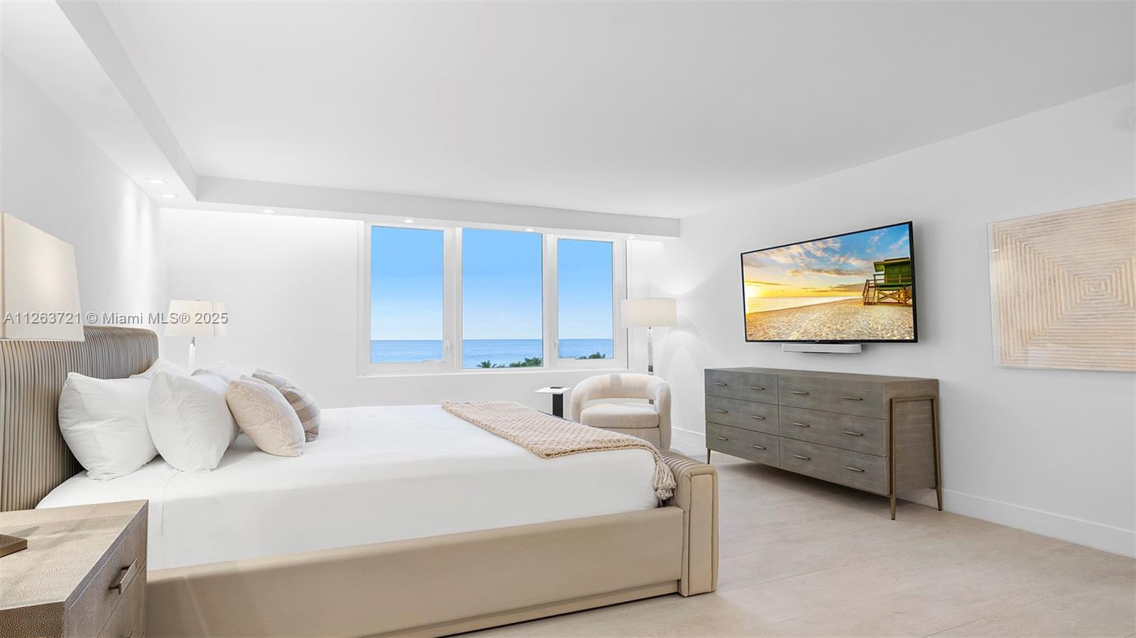 RONEY PALACE CONDO - Residential Lease