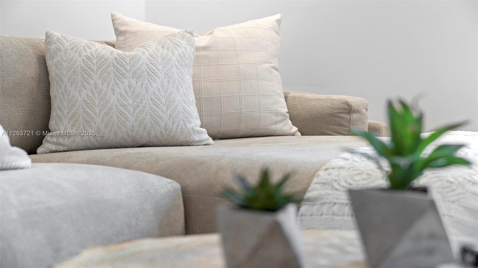 RONEY PALACE CONDO - Residential Lease