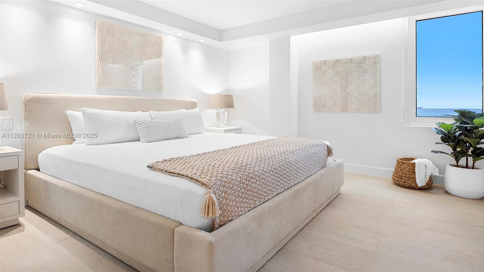 RONEY PALACE CONDO - Residential Lease