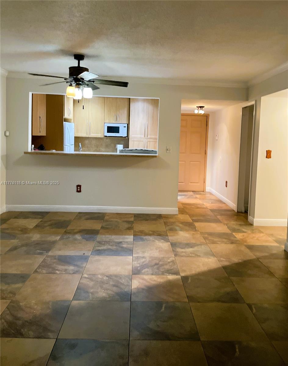 NOB HILL WEST CONDO - Residential