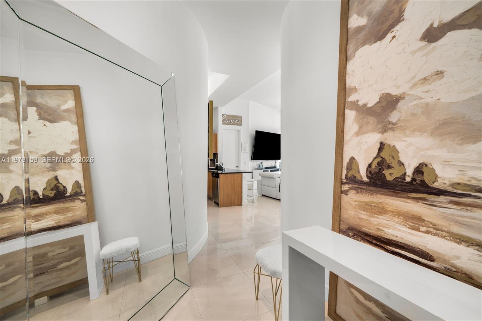 PLATINUM CONDO - Residential