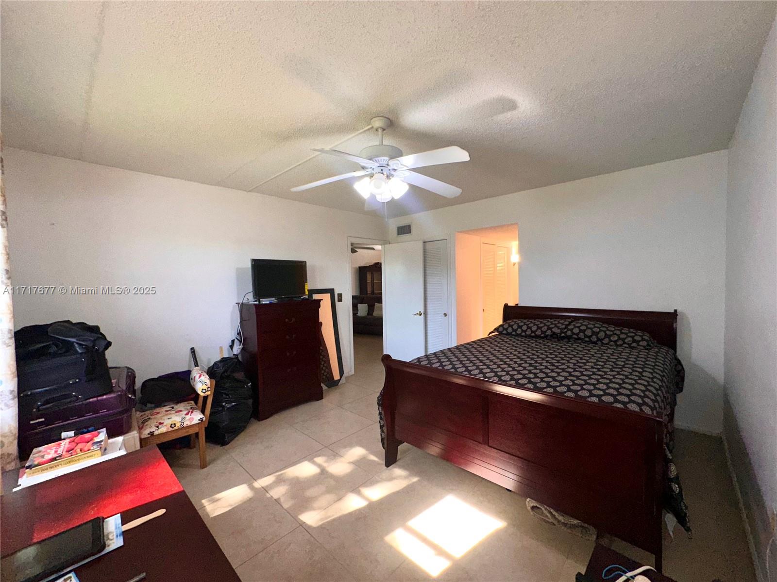 SANDALFOOT SOUTH TWO COND - Residential
