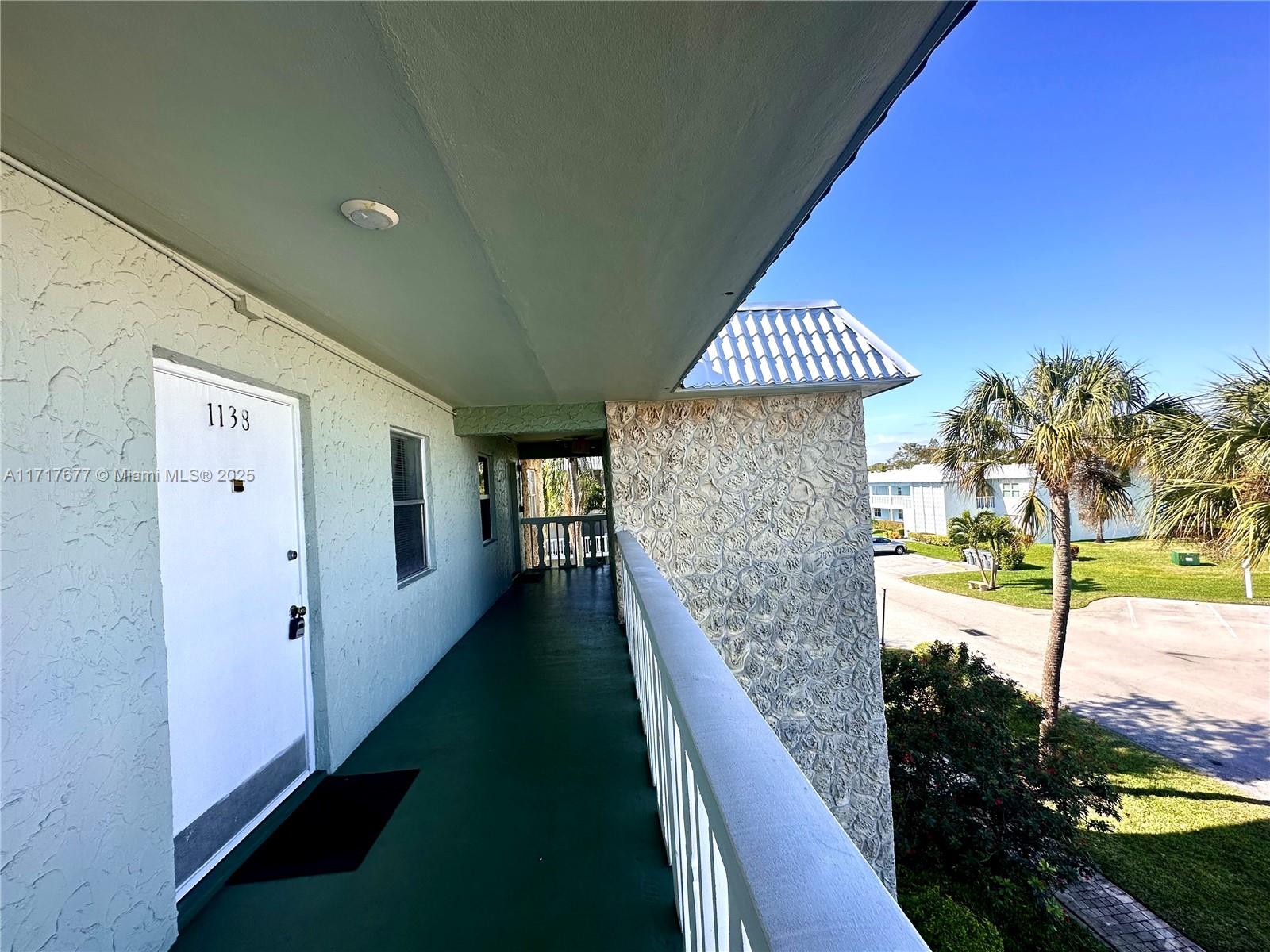 SANDALFOOT SOUTH TWO COND - Residential