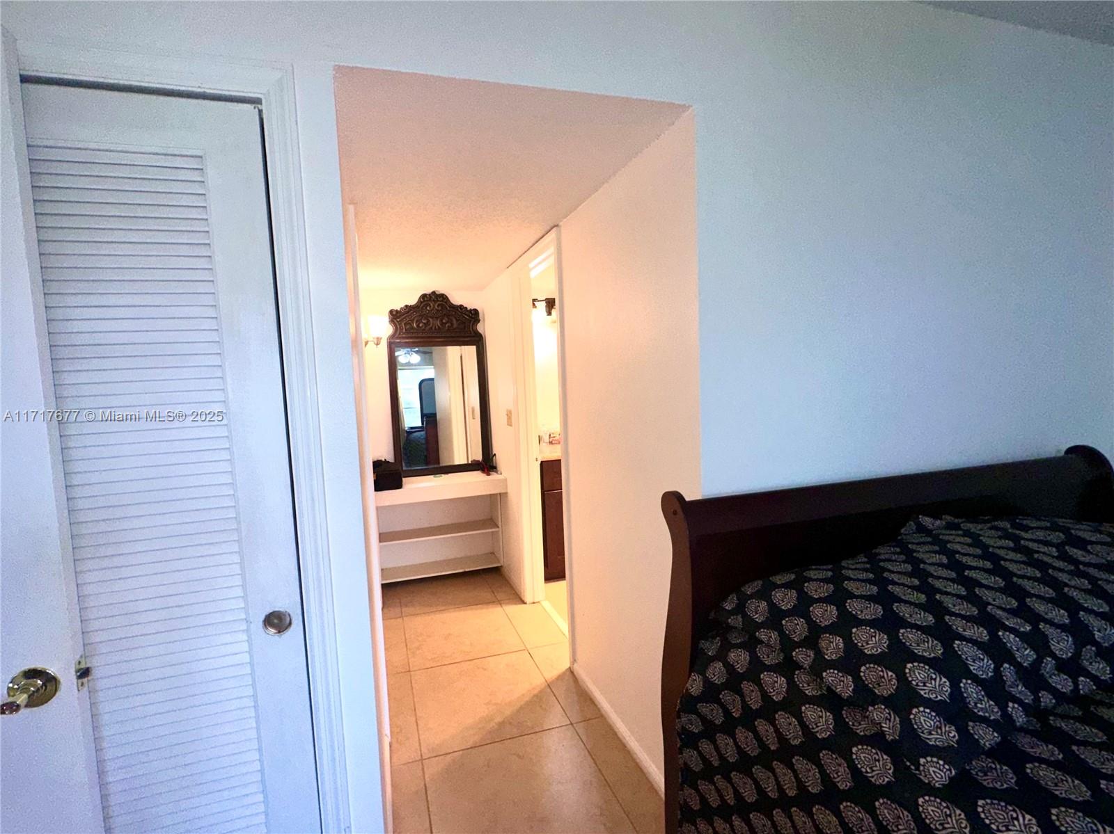 SANDALFOOT SOUTH TWO COND - Residential