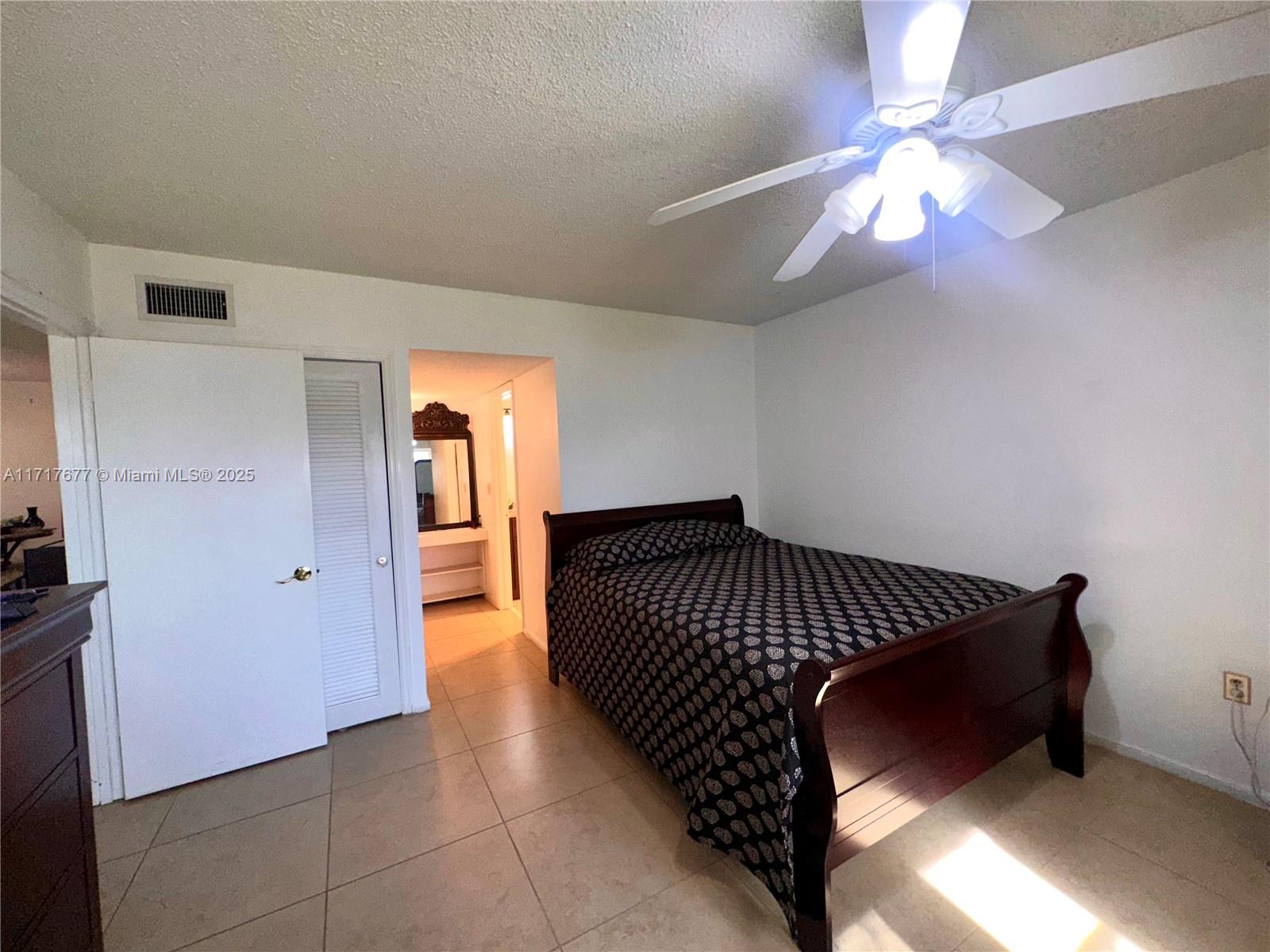 SANDALFOOT SOUTH TWO COND - Residential