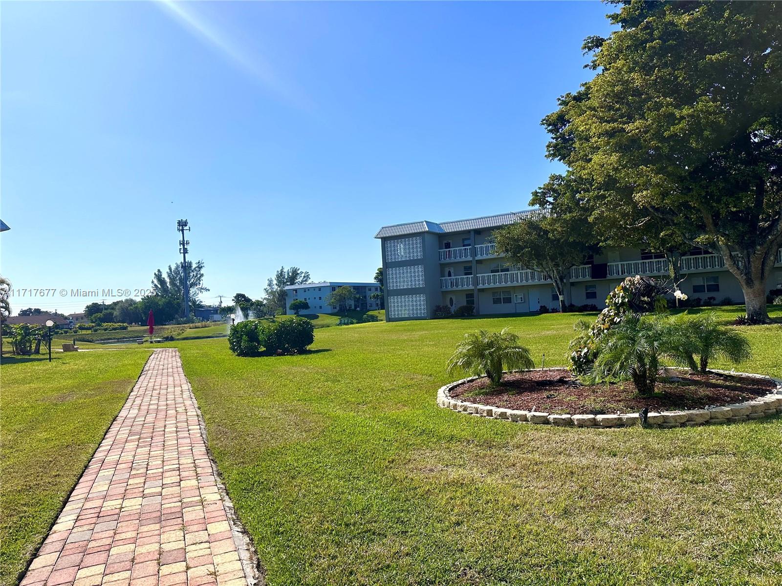 SANDALFOOT SOUTH TWO COND - Residential
