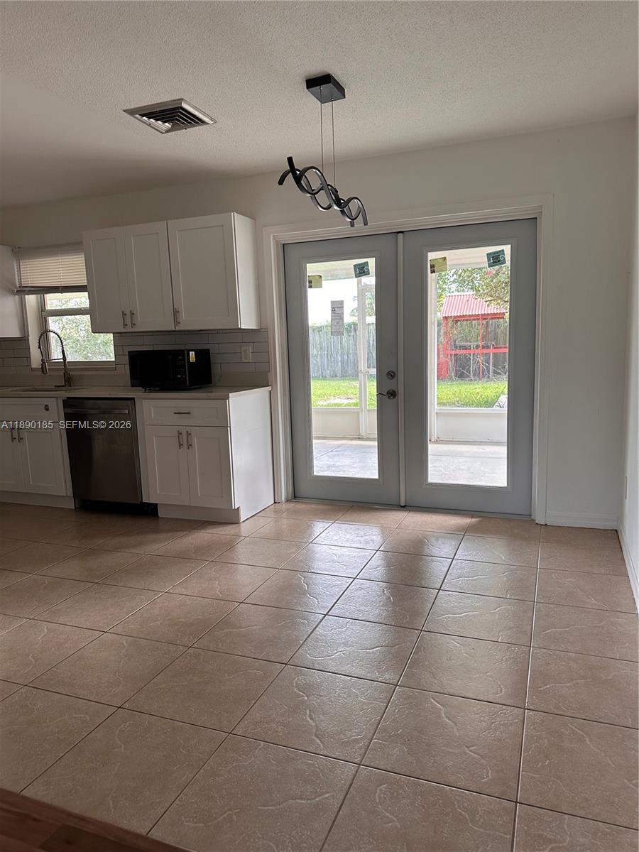 RIVER PARK UNIT 7 - Residential