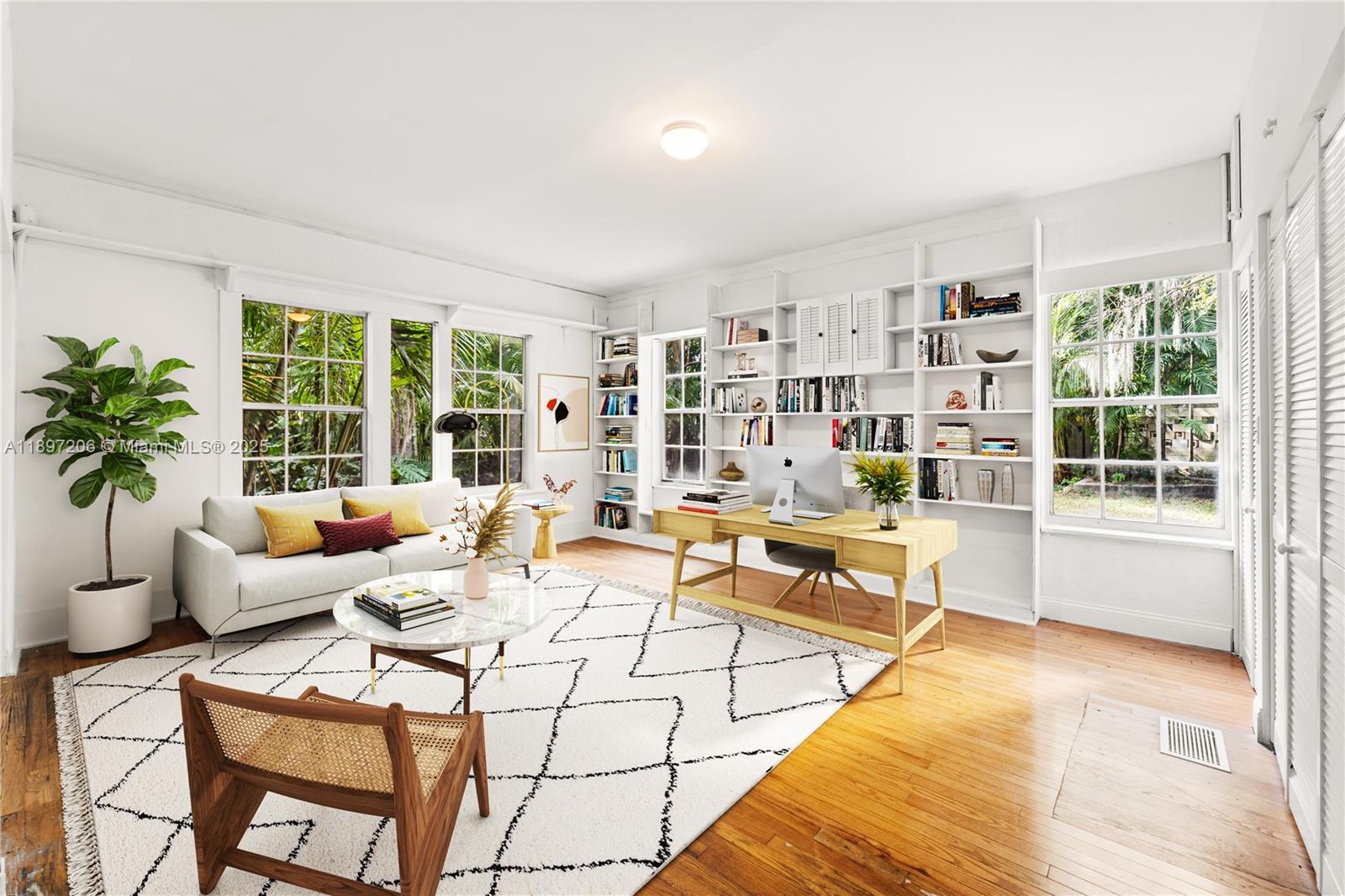 SPRING GARDEN - Residential