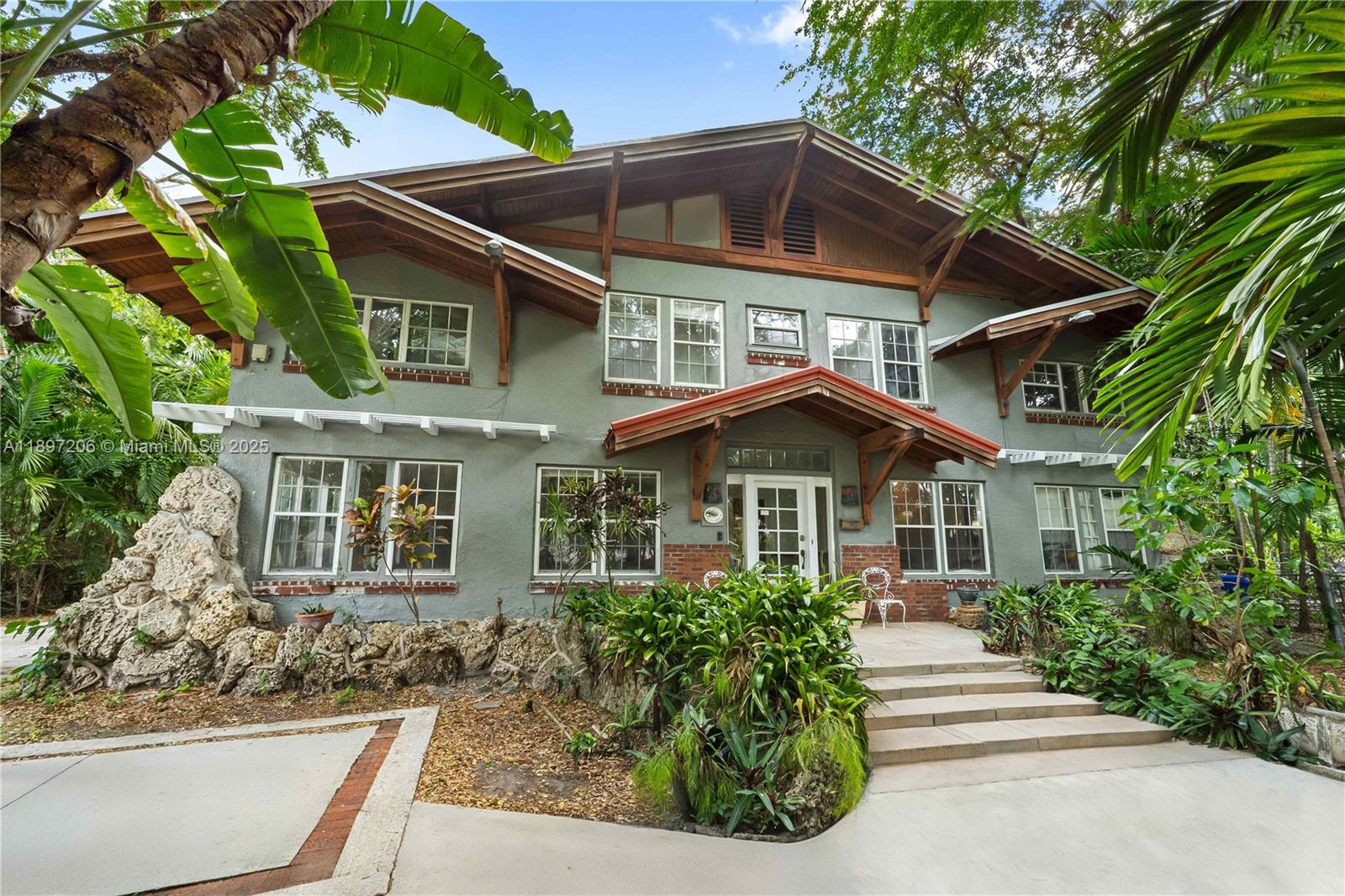 SPRING GARDEN - Residential