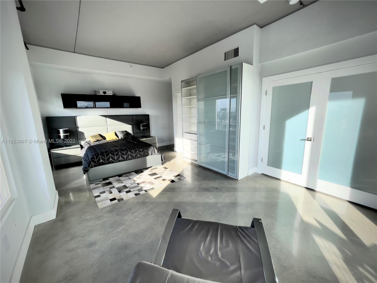 NEO CONDO - Residential Lease