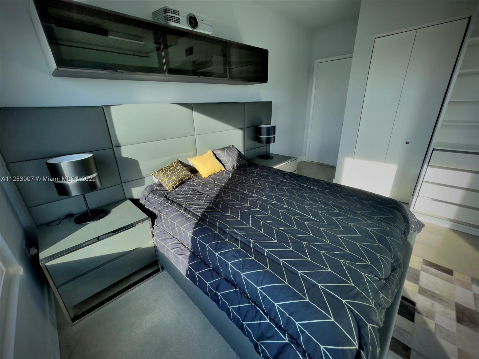 NEO CONDO - Residential Lease