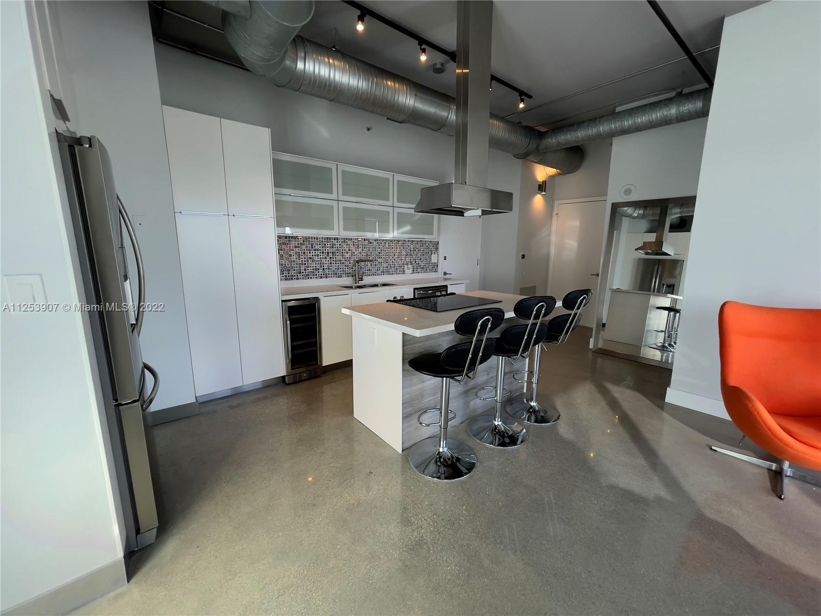 NEO CONDO - Residential Lease