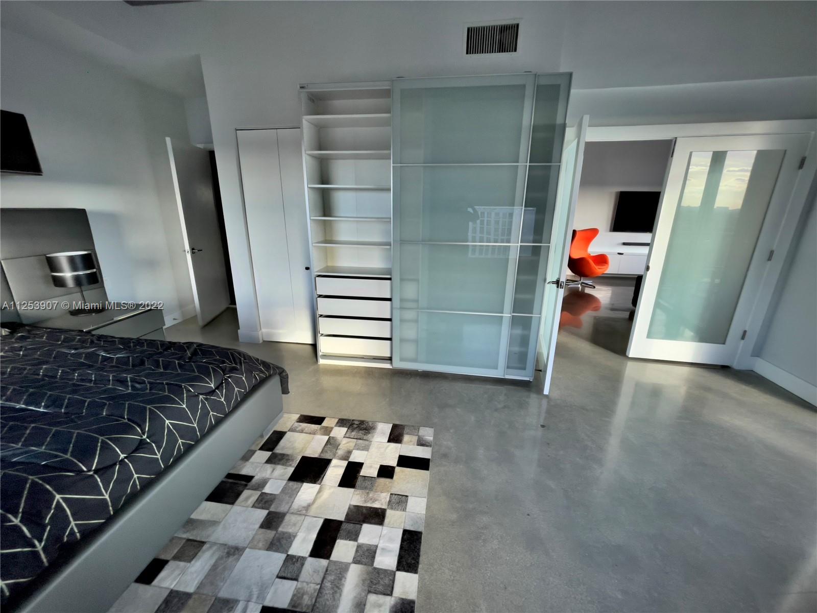 NEO CONDO - Residential Lease