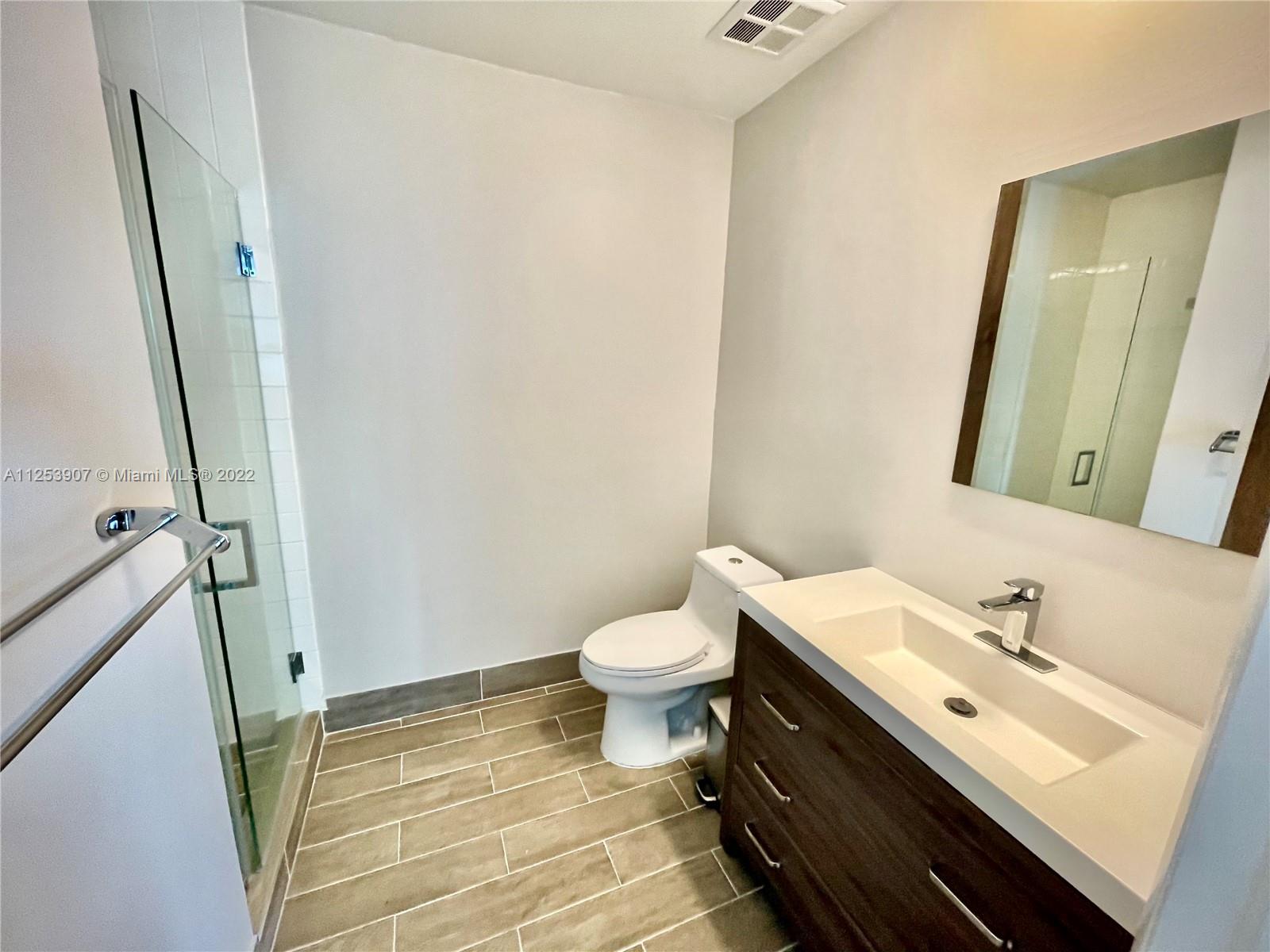 NEO CONDO - Residential Lease