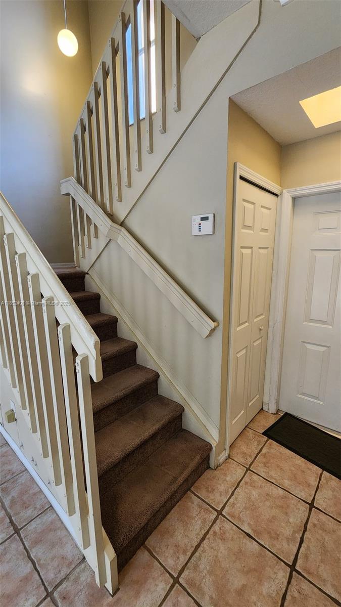 VILLA VIZCAYA CONDO - Residential