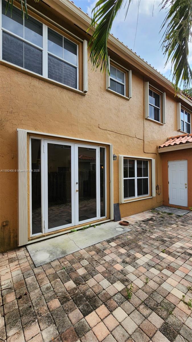 VILLA VIZCAYA CONDO - Residential