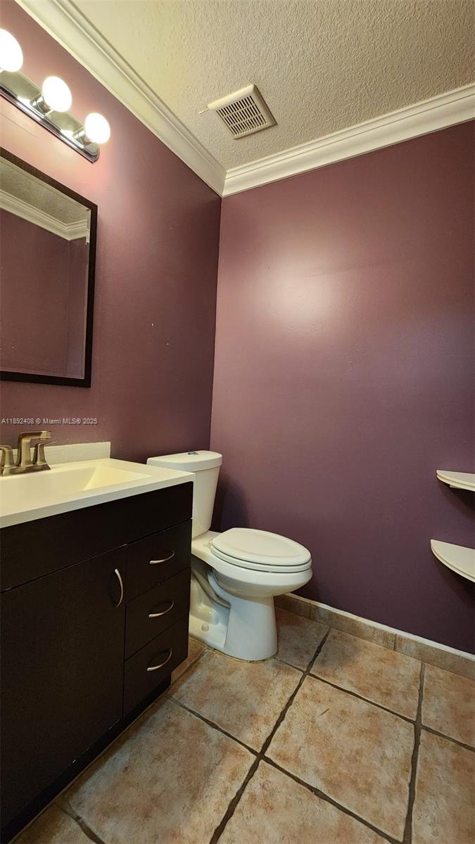 VILLA VIZCAYA CONDO - Residential