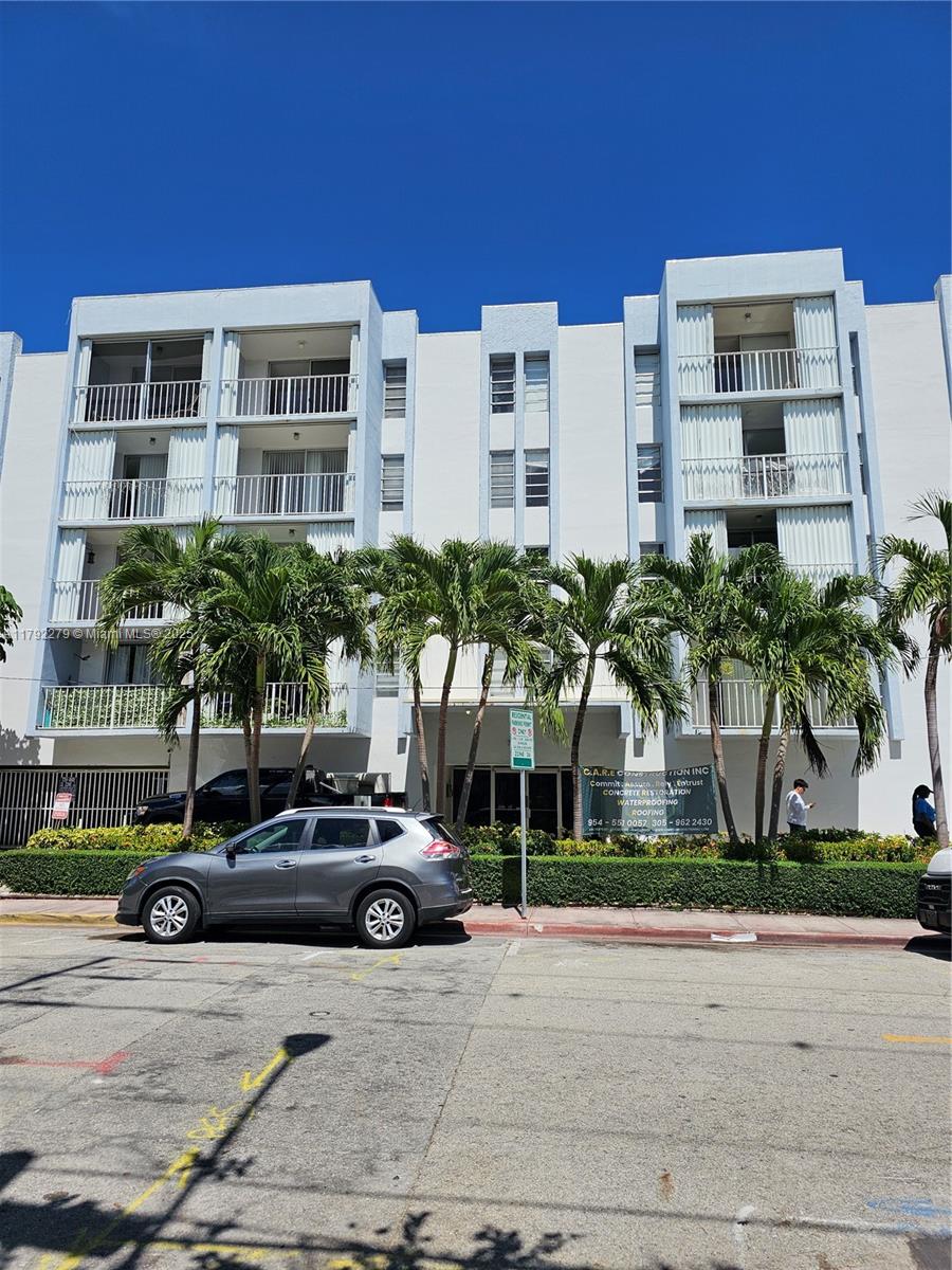 PRICE REDUCED TO SELL!!! SPACIOUS AND BRIGHT CORNER UNIT 2/2 WITH PLENTY OF CLOSETS. FRESHLY PAINT. TWO BLOCKS FROM THE BEACH. FEW MINUTES FROM THE PRESTIGIOUS BAL HARBOUR SHOPS, AND WALKING DISTANCE TO PUBLIX, RESTAURANTS AND CONVENIENCE STORES. WALKING CLOSETS IN BOTH BEDROOMS AND EXTRA CLOSETS IN THE MASTER SUITE FOR ADDITIONAL SPACE. ASSIGNED COVERED PARKING SPACE. GREAT OPPORTUNITY FOR INVESTMENT OR TO LIVE.
