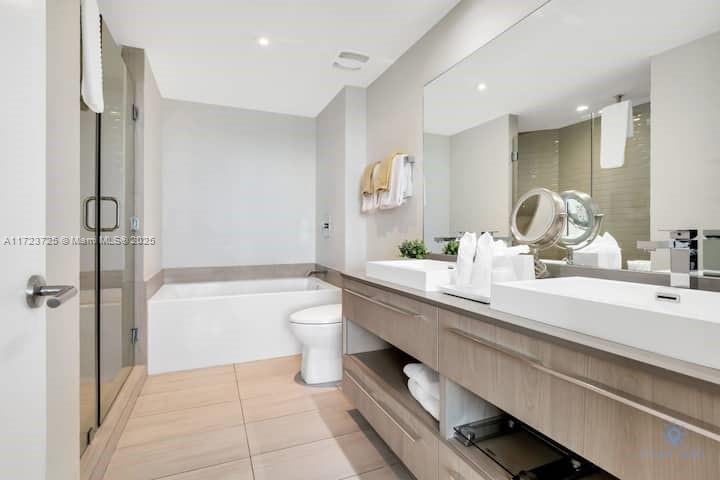 4010 SOUTH OCEAN CONDO - Residential