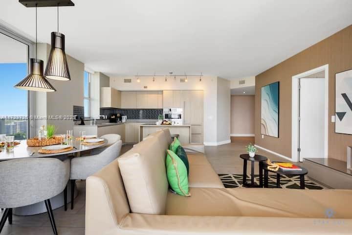 4010 SOUTH OCEAN CONDO - Residential