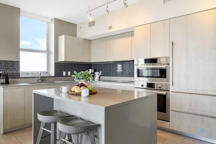 4010 SOUTH OCEAN CONDO - Residential