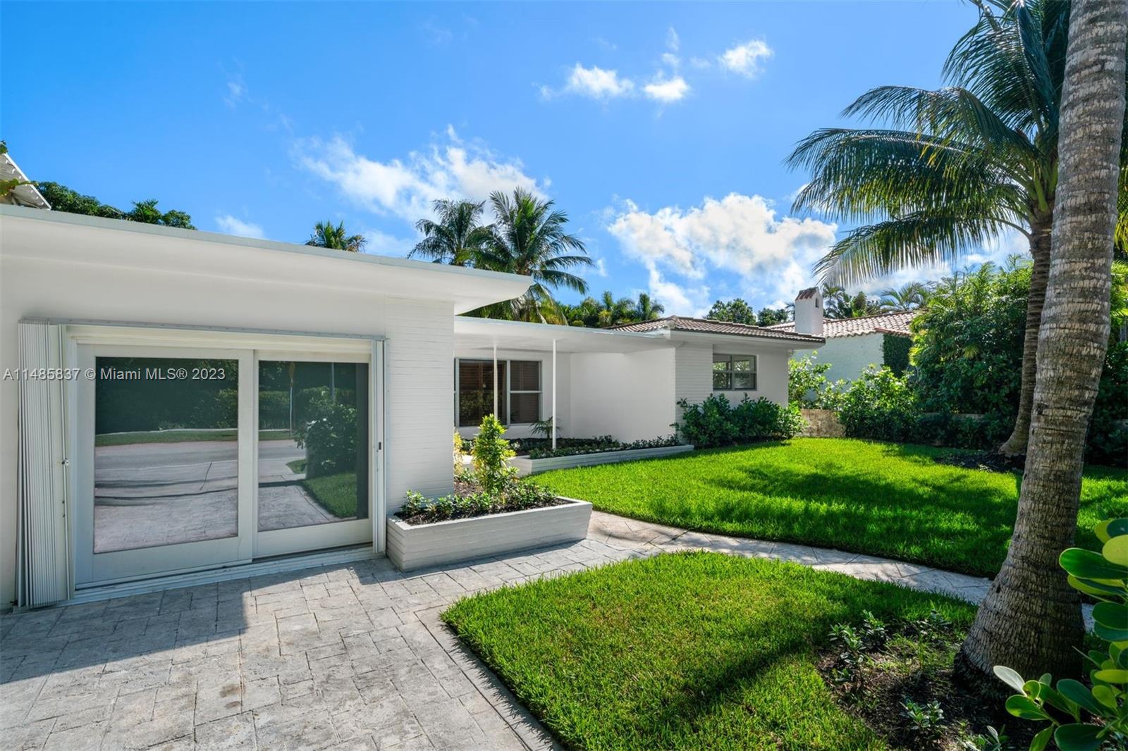 AMD PLAT OF SUNSET LAKE S - Residential