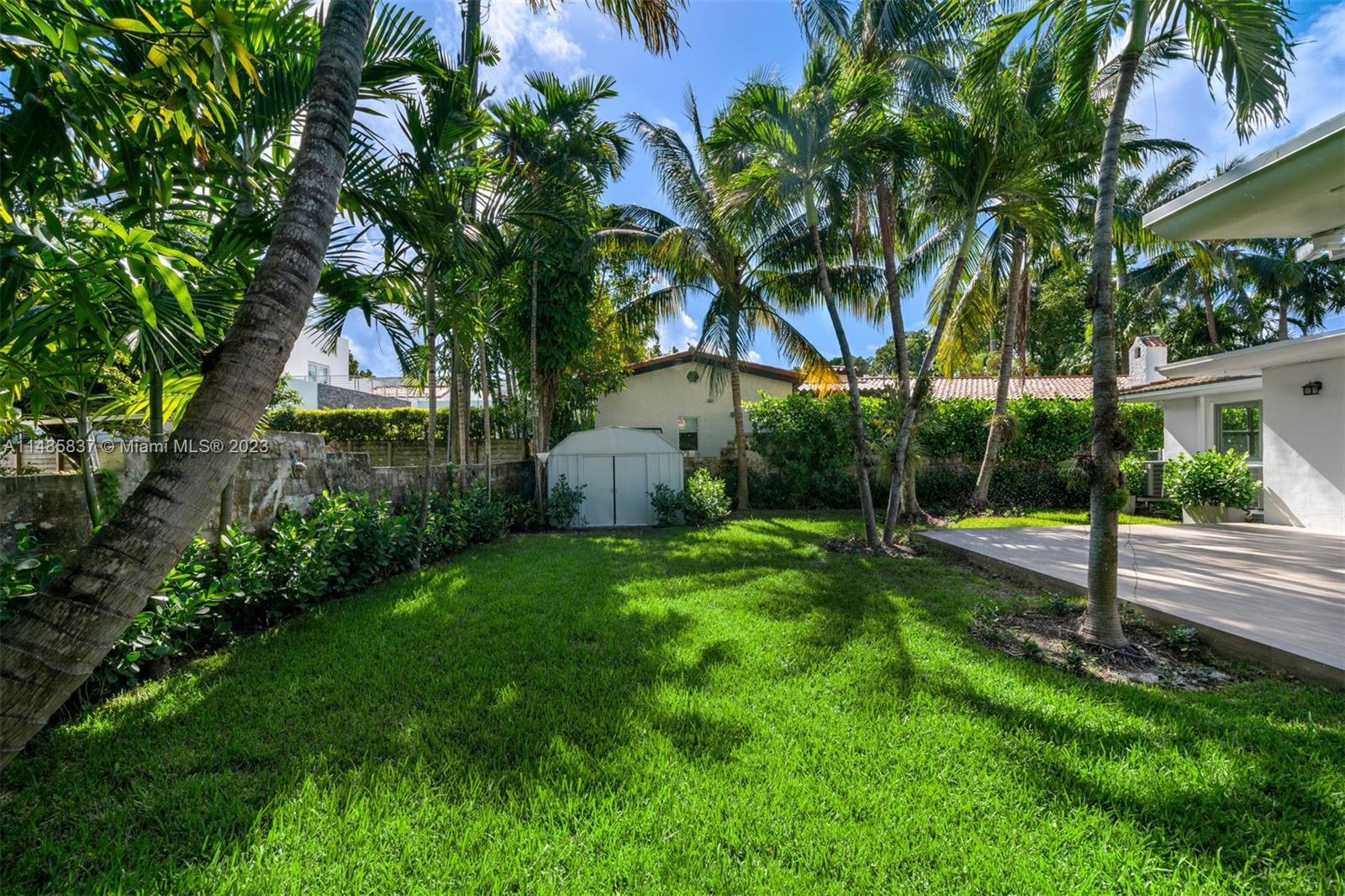 AMD PLAT OF SUNSET LAKE S - Residential