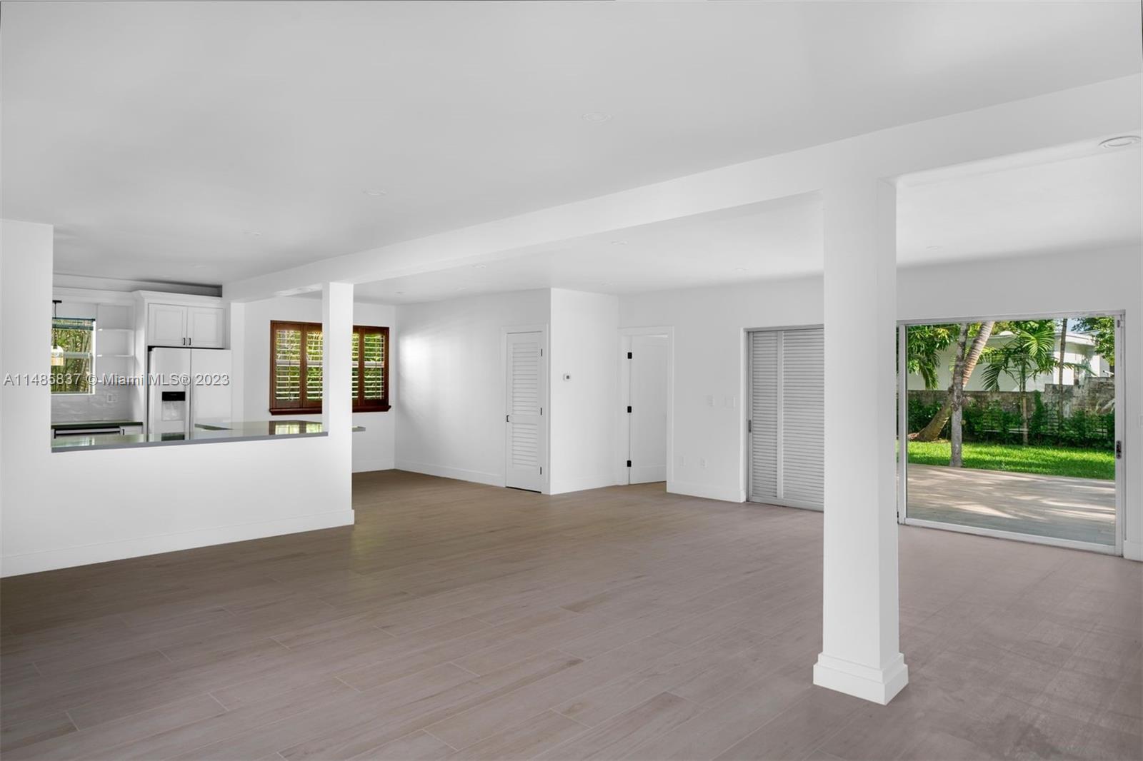 AMD PLAT OF SUNSET LAKE S - Residential