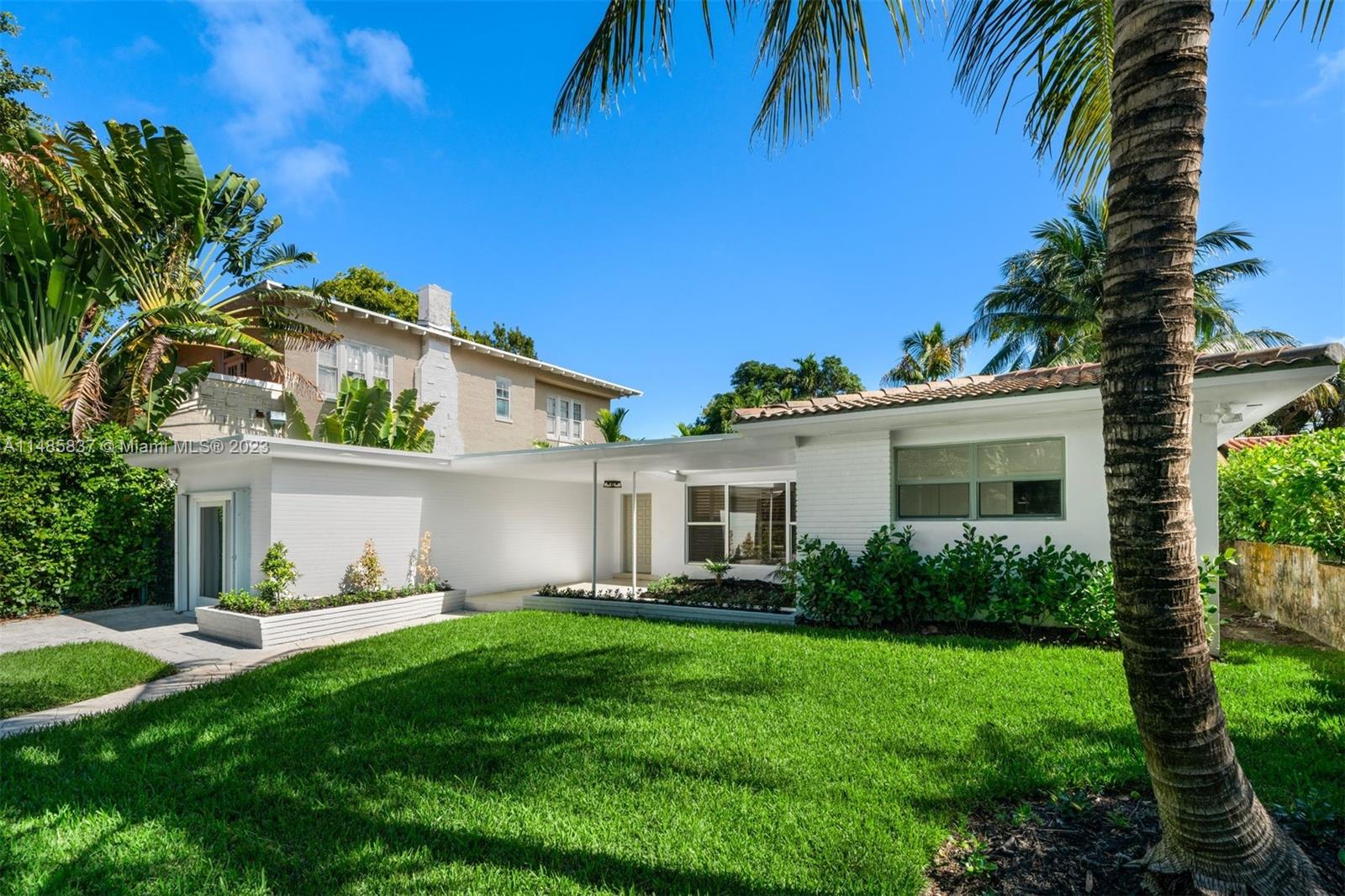 AMD PLAT OF SUNSET LAKE S - Residential