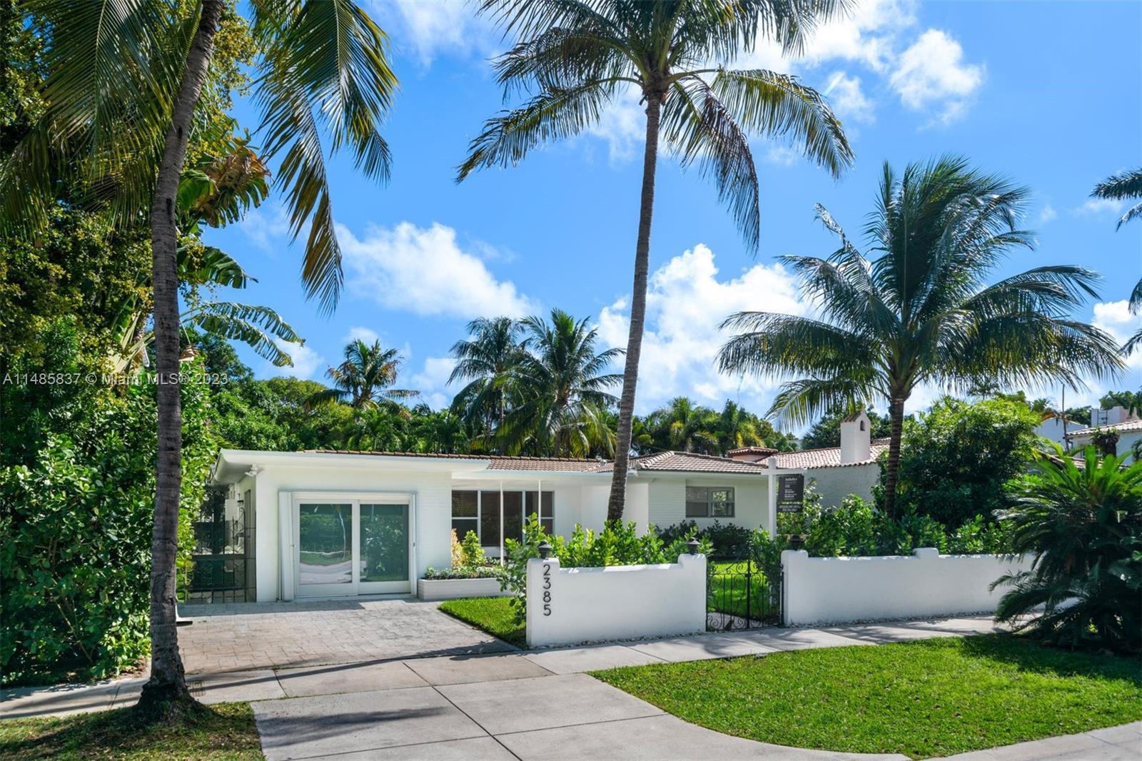 AMD PLAT OF SUNSET LAKE S - Residential