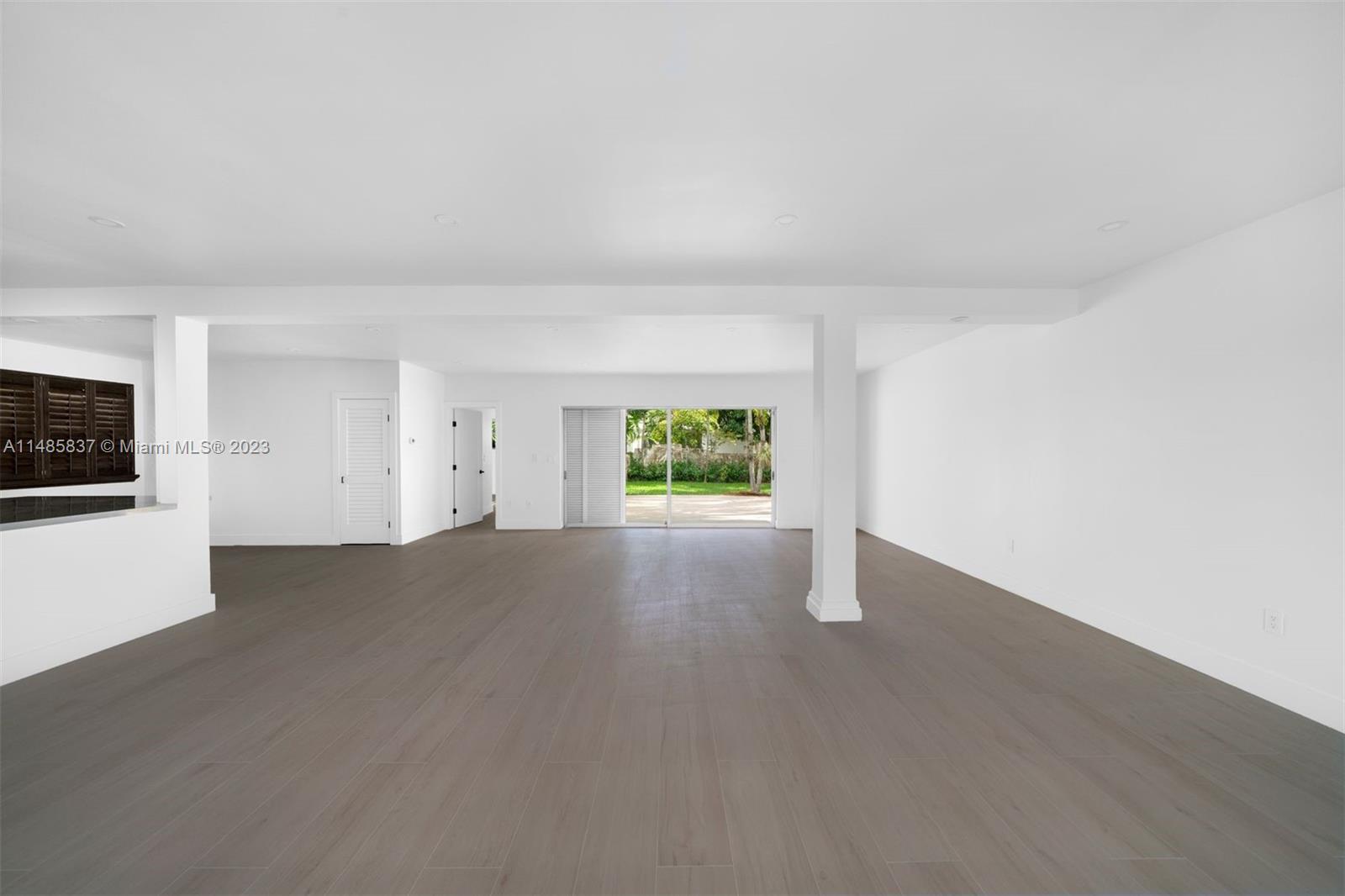 AMD PLAT OF SUNSET LAKE S - Residential