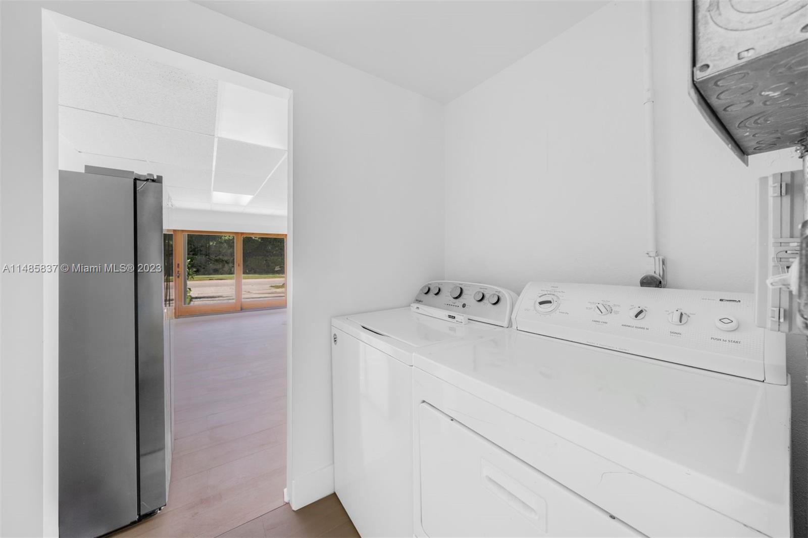 AMD PLAT OF SUNSET LAKE S - Residential