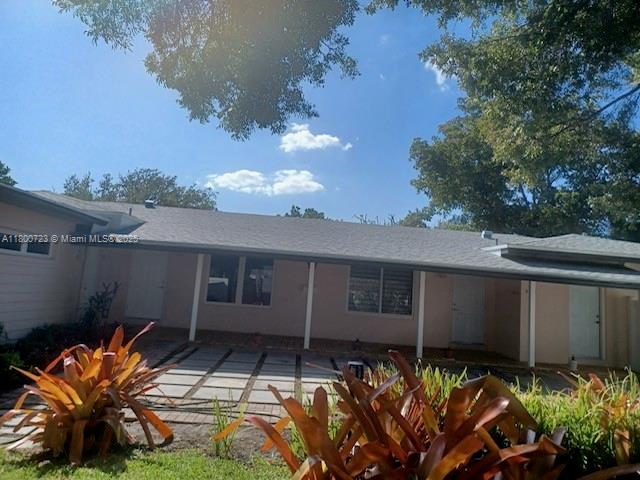 Rental Property at 2016 Ne 14th Ct 2, Fort Lauderdale, Broward County, Florida - Bedrooms: 2 
Bathrooms: 2  - $2,550 MO.