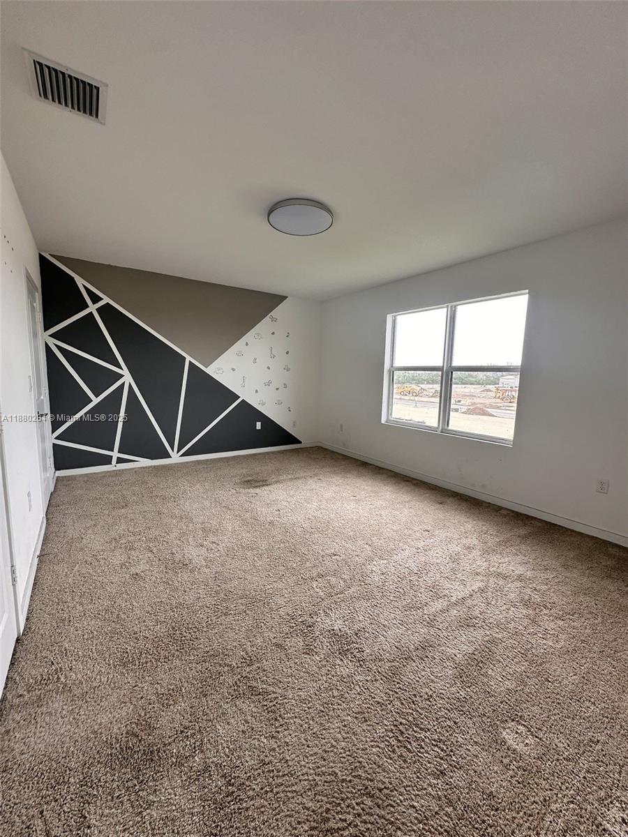 ROYAL HOMES WEST - Residential