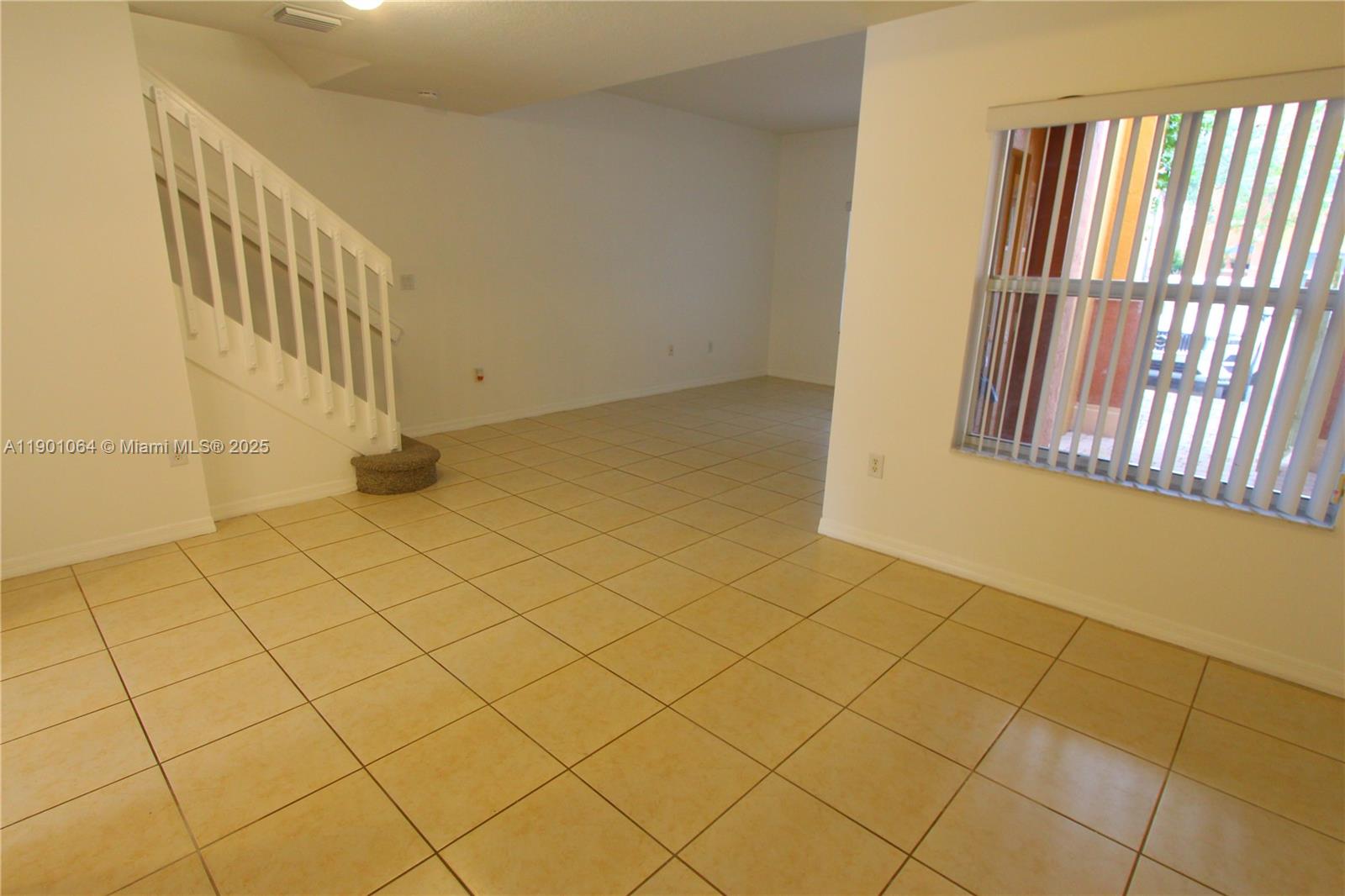 PEMBROKE CAY CONDO - Residential Lease