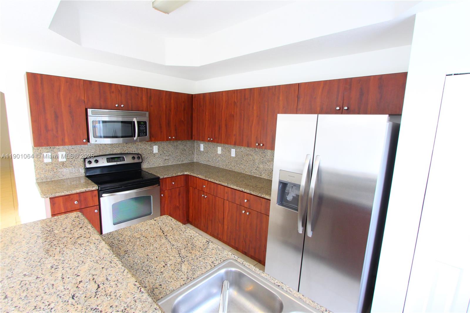 PEMBROKE CAY CONDO - Residential Lease