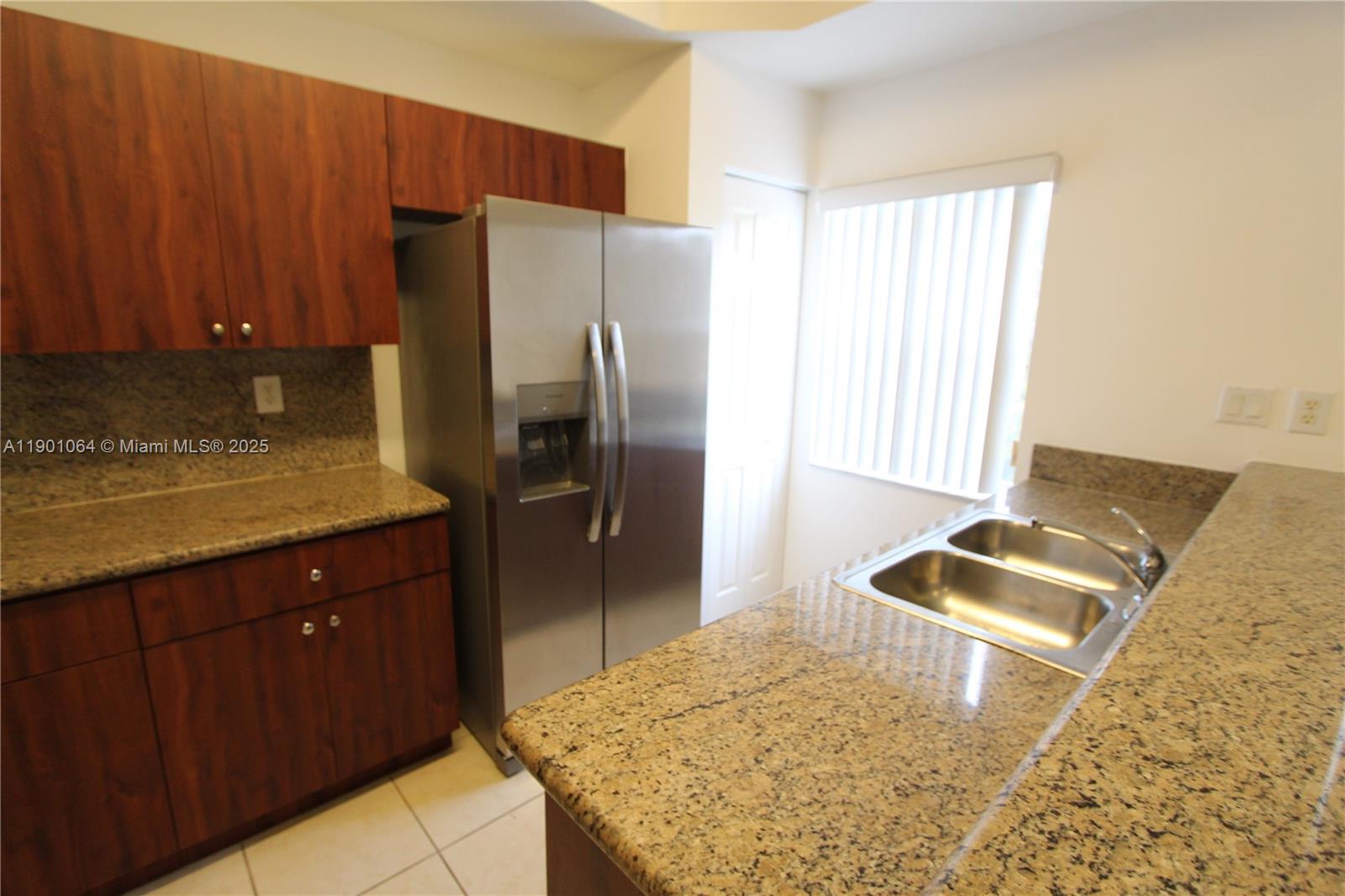 PEMBROKE CAY CONDO - Residential Lease