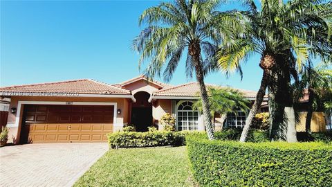 Photo of 14817 SW 180th St, Miami, FL 33187 (MLS # A12039199)