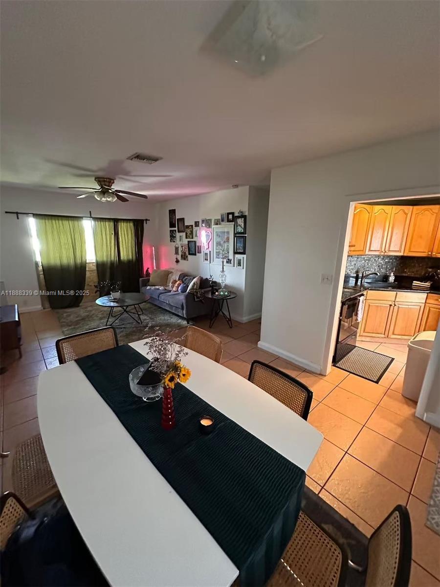 1021 Crystal Lake Dr 311