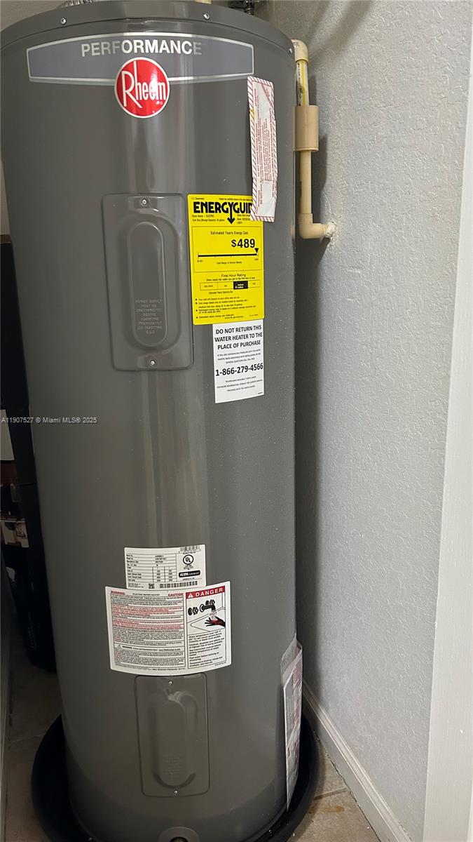 MAJORCA ISLES II CONDO - Residential Lease