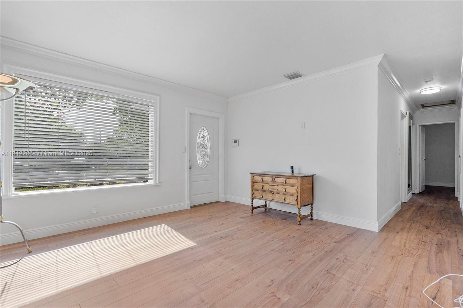 840 N 68th Ter