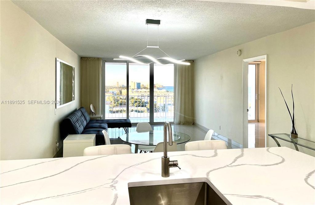 Photo of 800 SE 20th Ave #1109, Deerfield Beach, FL 33441 (MLS # A11891525)