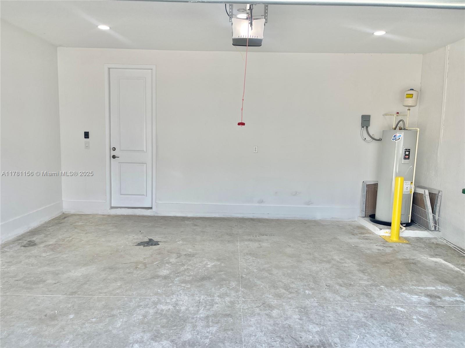 TUSCAN ISLES - Residential