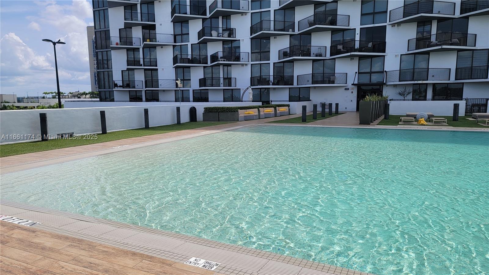 5252 PASEO CONDO - Residential